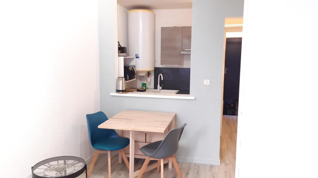 Studio 302 Au 15 Rue Battant A Besançon Extérieur photo